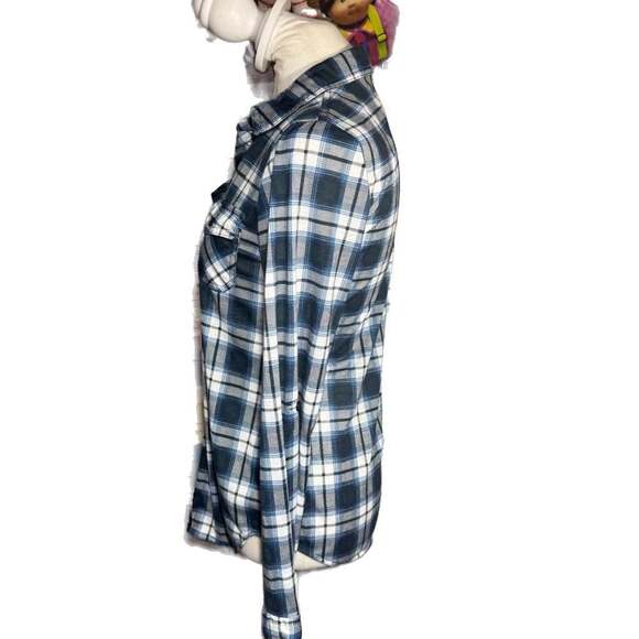 Passport Plaid Shirt - Clothing in Navy Ivory - Picture 3 of 5